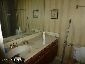 1449 E Highland Ave #10, Phoenix, AZ 85014 photo 15