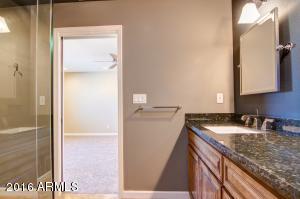 6802 N 23rd Pl, Phoenix, AZ 85016 photo 13