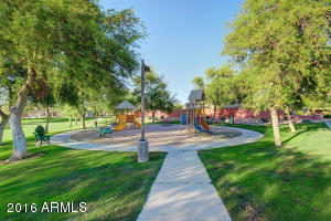10246 E Keats Cir, Mesa, AZ 85209 photo 16