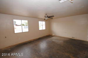 5339 N 35th Dr, Phoenix, AZ 85019 photo 7