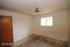 5339 N 35th Dr, Phoenix, AZ 85019 photo 9