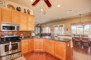 930 Echo Cir, Apache Junction, AZ 85119 photo 16
