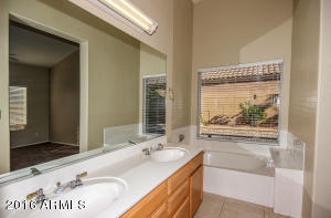 4704 E Bighorn Ave, Phoenix, AZ 85044 photo 13