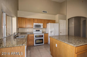 4704 E Bighorn Ave, Phoenix, AZ 85044 photo 5