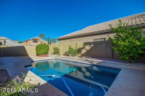 4704 E Bighorn Ave, Phoenix, AZ 85044 photo 2