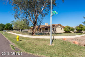 2976 E Campbell Rd, Gilbert, AZ 85234 photo 3