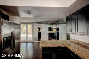 4612 N 40th St, Phoenix, AZ 85018 photo 10