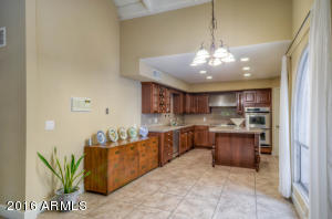6845 N 3rd Pl, Phoenix, AZ 85012 photo 22