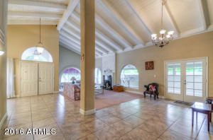 6845 N 3rd Pl, Phoenix, AZ 85012 photo 3