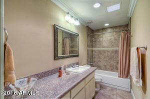 6845 N 3rd Pl, Phoenix, AZ 85012 photo 37