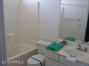 2411 E Rosemonte Dr, Phoenix, AZ 85050 photo 14