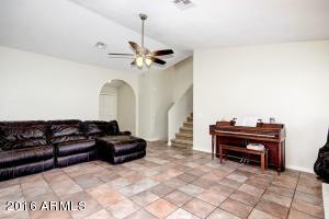 608 S Winthrop St, Gilbert, AZ 85296 photo 6
