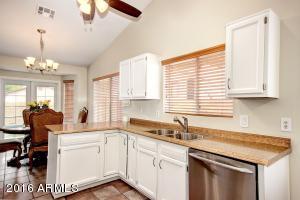 608 S Winthrop St, Gilbert, AZ 85296 photo 10