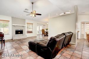 608 S Winthrop St, Gilbert, AZ 85296 photo 4