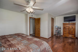 608 S Winthrop St, Gilbert, AZ 85296 photo 17