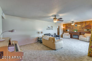2031 W Schell Dr, Phoenix, AZ 85023 photo 4