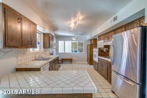 2031 W Schell Dr, Phoenix, AZ 85023 photo 11