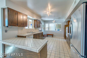 2031 W Schell Dr, Phoenix, AZ 85023 photo 8