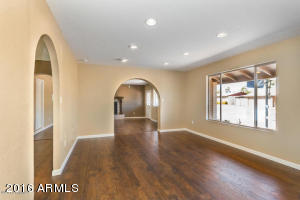 3427 E Cortez St, Phoenix, AZ 85028 photo 4