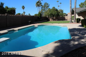 19 E Winged Foot Rd, Phoenix, AZ 85022 photo 5