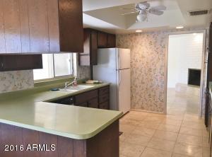 2301 E Lincoln Cir, Phoenix, AZ 85016 photo 8
