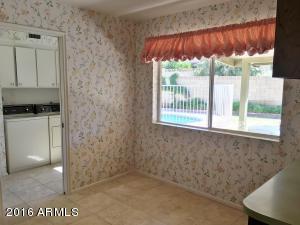 2301 E Lincoln Cir, Phoenix, AZ 85016 photo 9