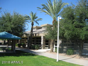 810 W Devon Dr, Gilbert, AZ 85233 photo 33