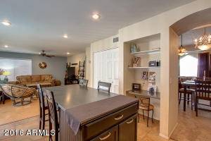 810 W Devon Dr, Gilbert, AZ 85233 photo 9