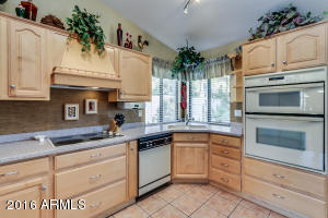 817 W Calypso Dr, Gilbert, AZ 85233 photo 7