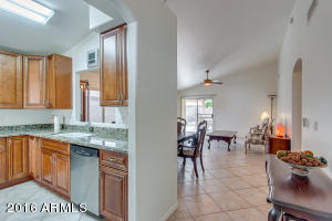 269 W Sheffield Ave, Gilbert, AZ 85233 photo 4
