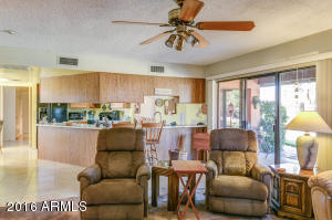 2736 Encanto Cir, Mesa, AZ 85213 photo 10