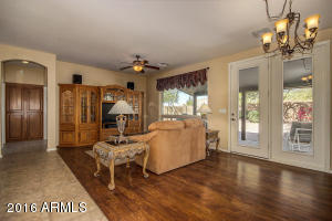 11224 E Lakeview Cir, Mesa, AZ 85209 photo 5