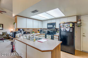 1908 E Sunburst Ln, Tempe, AZ 85284 photo 7