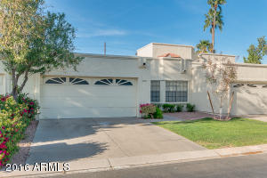 1908 E Sunburst Ln, Tempe, AZ 85284 photo 2