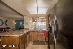 3401 E Laurel Ln, Phoenix, AZ 85028 photo 10