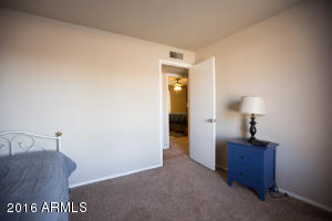 3401 E Laurel Ln, Phoenix, AZ 85028 photo 23