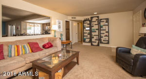 3401 E Laurel Ln, Phoenix, AZ 85028 photo 6