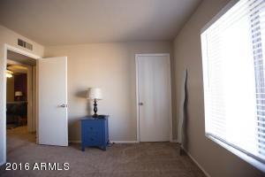 3401 E Laurel Ln, Phoenix, AZ 85028 photo 24