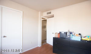 3401 E Laurel Ln, Phoenix, AZ 85028 photo 29