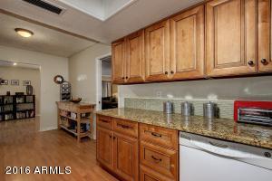14219 N 34th Way, Phoenix, AZ 85032 photo 8