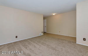 4543 E Hearn Rd, Phoenix, AZ 85032 photo 4