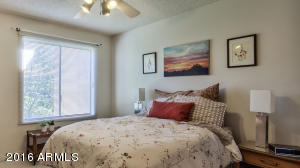 5525 E Thomas Rd #F10, Phoenix, AZ 85018 photo 12