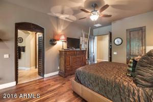 2240 E Glenn Dr, Phoenix, AZ 85020 photo 17