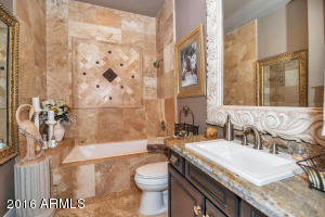 2240 E Glenn Dr, Phoenix, AZ 85020 photo 23