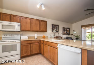 3732 E Gleneagle Pl, Chandler, AZ 85249 photo 11