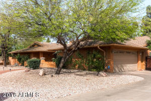 33 E Seminole Dr, Phoenix, AZ 85022 photo 2