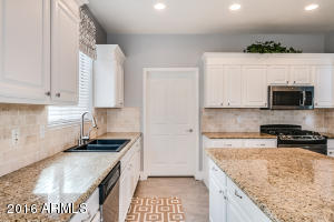 3685 E Flower St, Gilbert, AZ 85298 photo 17