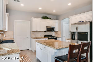3685 E Flower St, Gilbert, AZ 85298 photo 16