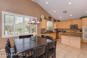 856 E Tyson Ct, Gilbert, AZ 85296 photo 4