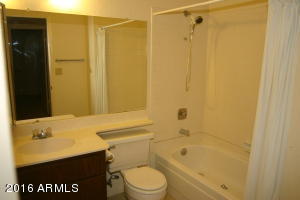 806 Eugie Ave, Phoenix, AZ 85022 photo 4